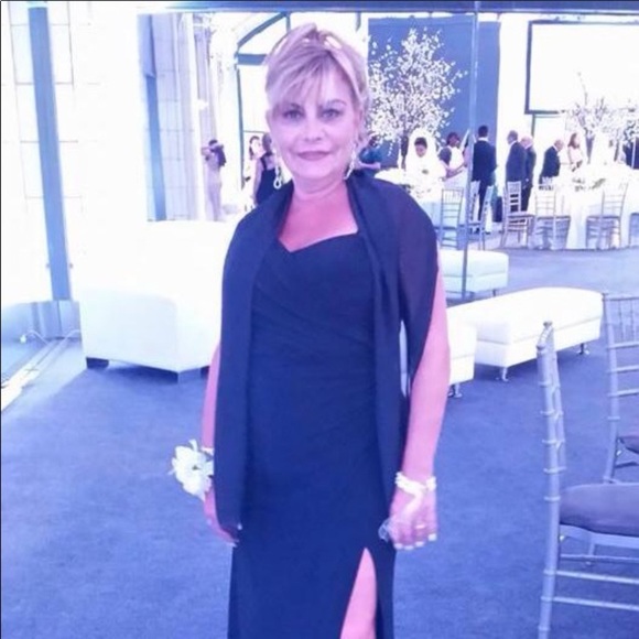 Black Formal Gown - Picture 2 of 8